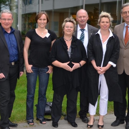 Familie & Beruf Mai 2012